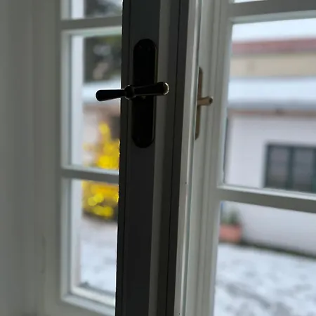 Pod Hradbami V Centru Litomeric Apartament