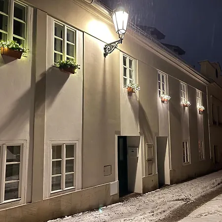 Pod Hradbami V Centru Litomeric Daire *